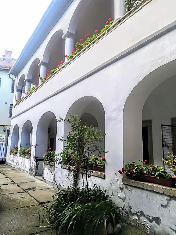 Gabriella Apartman Eger Apartment